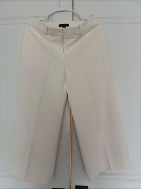 NWOT Women’s White House Black Market Cream cropped Wide Leg Pants